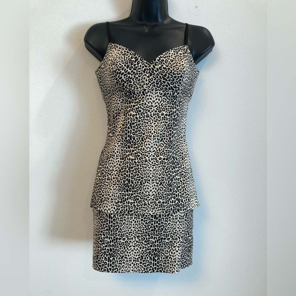 Like New Vintage Bebe Matching 2 Piece Cheetah Print Top and Miniskirt Size 2